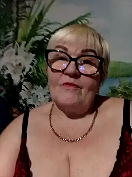 Snapshot of VioletSweet5566 chatting on February 16, 2026, 8:18 pm VioletSweet5566 online show from February 16, 2026, 8:18 pm