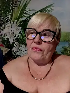 Snapshot of VioletSweet5566 chatting on March 1, 2026, 7:58 pm VioletSweet5566 online show from March 1, 2026, 7:58 pm