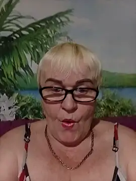 Snapshot of VioletSweet5566 chatting on November 21, 2025, 3:55 pm VioletSweet5566 online show from November 21, 2025, 3:55 pm