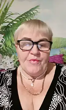 Snapshot of VioletSweet5566 chatting on October 4, 2025, 3:35 pm VioletSweet5566 online show from October 4, 2025, 3:35 pm