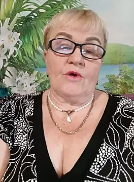 Snapshot of VioletSweet5566 chatting on September 19, 2025, 1:48 pm VioletSweet5566 online show from September 19, 2025, 1:48 pm