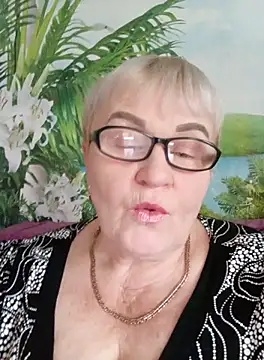 Snapshot of VioletSweet5566 chatting on October 6, 2025, 1:23 pm VioletSweet5566 online show from October 6, 2025, 1:23 pm