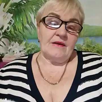 Snapshot of VioletSweet5566 chatting on October 19, 2025, 1:36 pm VioletSweet5566 online show from October 19, 2025, 1:36 pm