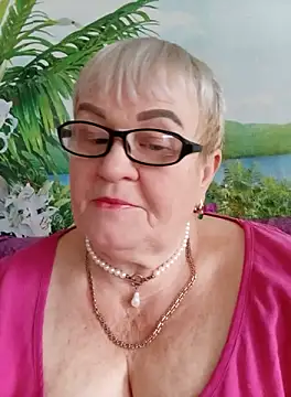 Snapshot of VioletSweet5566 chatting on October 3, 2025, 9:00 am VioletSweet5566 online show from October 3, 2025, 9:00 am