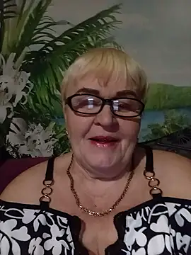 Snapshot of VioletSweet5566 chatting on November 28, 2025, 4:29 pm VioletSweet5566 online show from November 28, 2025, 4:29 pm