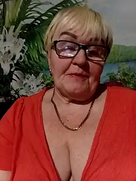 Snapshot of VioletSweet5566 chatting on January 6, 2026, 7:29 pm VioletSweet5566 online show from January 6, 2026, 7:29 pm