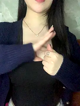 Lyly11 online show from December 19, 2025, 1:53 am