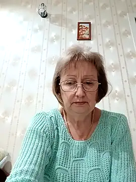 AlikaSwan5821 online show from February 8, 2026, 2:37 pm