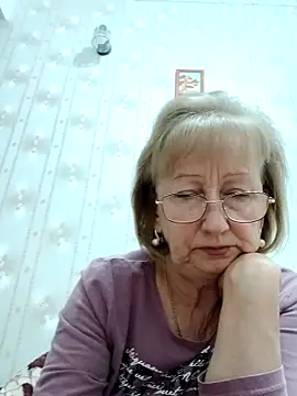 Snapshot of AlikaSwan5821 chatting on October 31, 2025, 8:16 pm AlikaSwan5821 online show from October 31, 2025, 8:16 pm