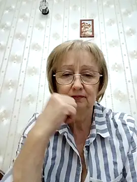 Snapshot of AlikaSwan5821 chatting on November 8, 2025, 1:58 pm AlikaSwan5821 online show from November 8, 2025, 1:58 pm