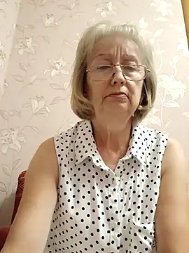 Snapshot of AlikaSwan5821 chatting on September 11, 2025, 1:11 pm AlikaSwan5821 online show from September 11, 2025, 1:11 pm