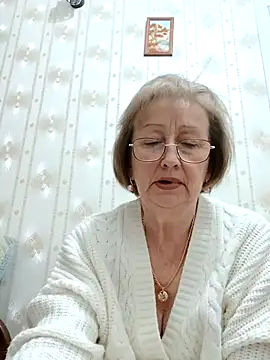 Snapshot of AlikaSwan5821 chatting on December 5, 2025, 8:17 pm AlikaSwan5821 online show from December 5, 2025, 8:17 pm