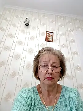 Snapshot of AlikaSwan5821 chatting on December 2, 2025, 7:37 pm AlikaSwan5821 online show from December 2, 2025, 7:37 pm