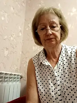 Snapshot of AlikaSwan5821 chatting on September 23, 2025, 12:12 pm AlikaSwan5821 online show from September 23, 2025, 12:12 pm