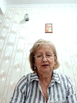 Snapshot of AlikaSwan5821 chatting on November 2, 2025, 2:00 pm AlikaSwan5821 online show from November 2, 2025, 2:00 pm