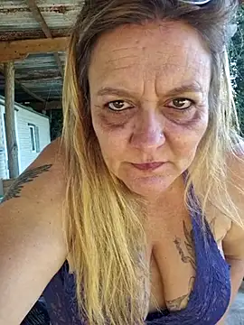 Snapshot of Misspapillon1840 chatting on October 12, 2025, 2:18 pm Misspapillon1840 online show from October 12, 2025, 2:18 pm