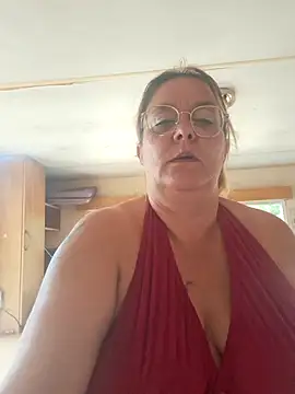 Snapshot of Misspapillon1840 chatting on September 20, 2025, 7:35 am Misspapillon1840 online show from September 20, 2025, 7:35 am