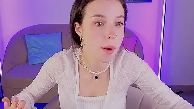 LANA MILANO online show from October 15, 2025, 11:07 am