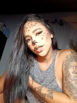 linda698049 online show from October 16, 2025, 4:21 am