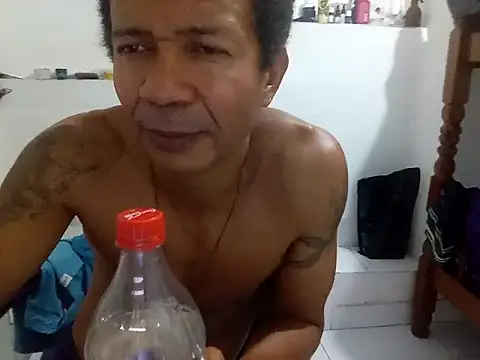 moreno25centimetro online show from October 27, 2025, 12:44 am