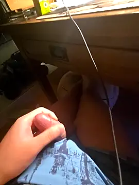 renhedhr online show from November 18, 2025, 4:32 pm