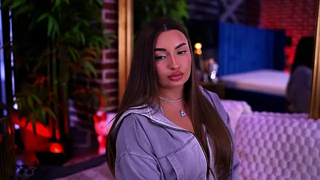 MillaSerene online show from February 28, 2026, 7:30 am