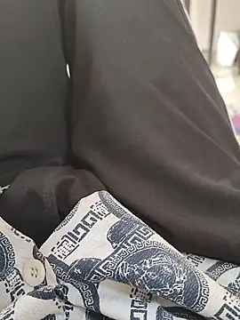 sexy boy 47 online show from December 22, 2025, 4:01 am