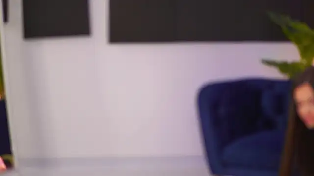 KyssaraPlay online show from November 11, 2025, 7:30 pm