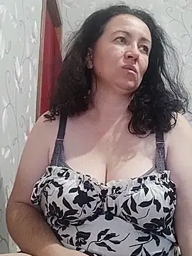 Snapshot of Velvet3451 chatting on September 28, 2025, 12:12 pm Velvet3451 online show from September 28, 2025, 12:12 pm