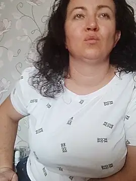 Snapshot of Velvet3451 chatting on September 13, 2025, 12:05 pm Velvet3451 online show from September 13, 2025, 12:05 pm