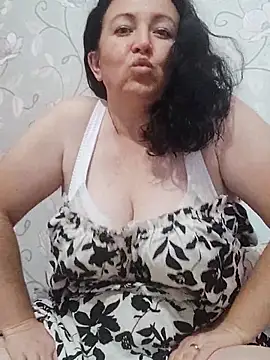 Snapshot of Velvet3451 chatting on September 17, 2025, 5:37 pm Velvet3451 online show from September 17, 2025, 5:37 pm