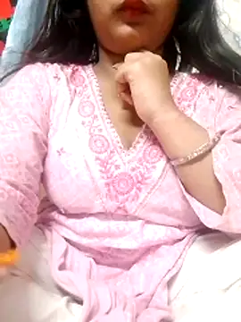 Snapshot of Babe_Doll04 chatting on November 30, 2025, 10:49 am Babe Doll04 online show from November 30, 2025, 10:49 am