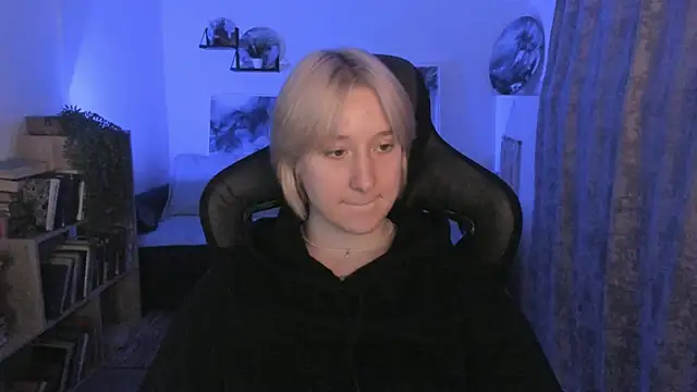 CinBellamy online show from December 1, 2025, 6:03 am