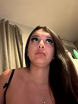 Amelianunnxx online show from October 2, 2025, 7:50 pm