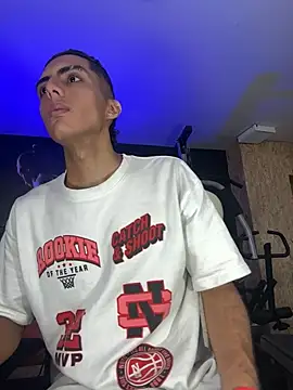 Snapshot of Mister_Obsession chatting on November 14, 2025, 7:06 pm Mister Obsession online show from November 14, 2025, 7:06 pm