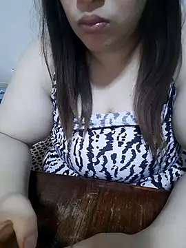 Madam-bezoul- online show from November 27, 2025, 8:53 pm