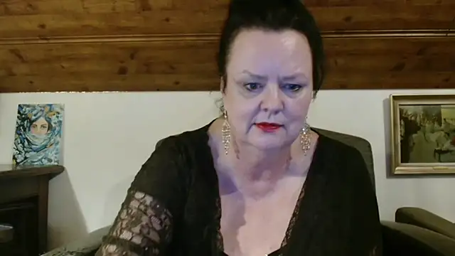 TiffanyMature online show from February 7, 2026, 9:23 pm