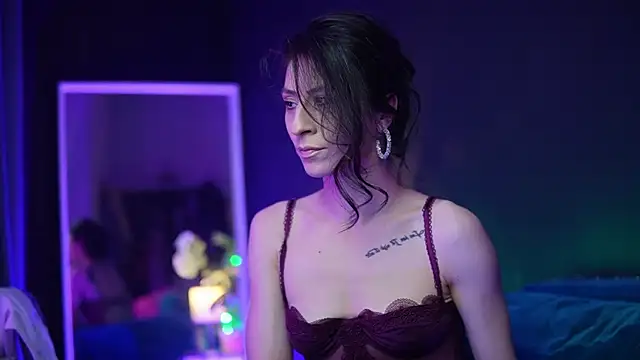 RubyRosa online show from December 1, 2025, 11:16 pm