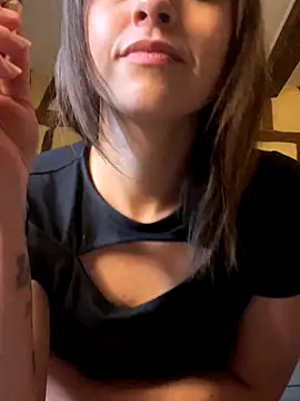 Snapshot of Toto-pika chatting on October 7, 2025, 2:18 pm Toto-pika online show from October 7, 2025, 2:18 pm