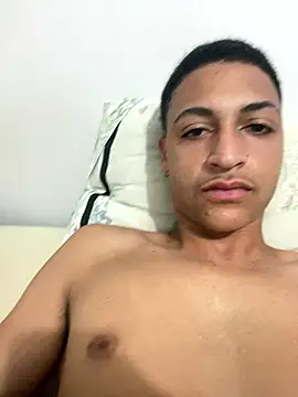 matheus22novim online show from January 17, 2026, 3:10 am
