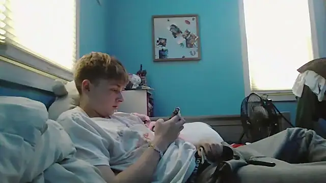 Liam axel35 online show from November 29, 2025, 7:14 pm