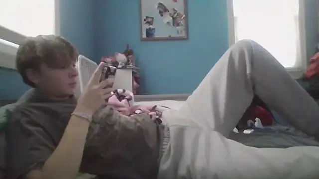 Liam axel35 online show from November 11, 2025, 8:47 pm