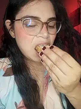 Snapshot of Diamily chatting on September 20, 2025, 10:26 pm Diamily online show from September 20, 2025, 10:26 pm