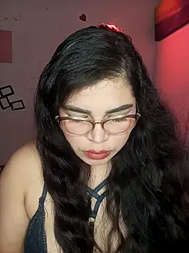 Snapshot of Diamily chatting on October 4, 2025, 12:39 pm Diamily online show from October 4, 2025, 12:39 pm