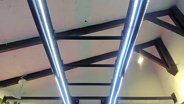 Snapshot of ItaloMoore chatting on November 20, 2025, 11:22 am ItaloMoore online show from November 20, 2025, 11:22 am