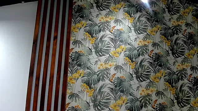 Snapshot of ItaloMoore chatting on November 14, 2025, 6:55 pm ItaloMoore online show from November 14, 2025, 6:55 pm