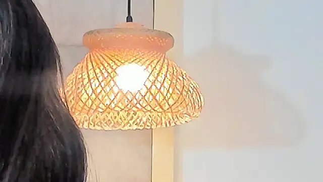 Snapshot of VioletHilton chatting on September 18, 2025, 7:50 pm VioletHilton online show from September 18, 2025, 7:50 pm