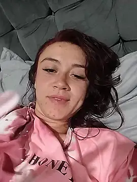 Snapshot of Amy_Kobold3 chatting on January 14, 2026, 2:31 pm Amy Kobold3 online show from January 14, 2026, 2:31 pm