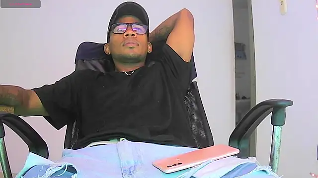 Clangel19 online show from January 16, 2026, 6:56 pm