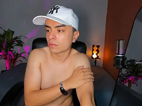 Snapshot of obzidyan chatting on September 23, 2025, 11:45 pm obzidyan online show from September 23, 2025, 11:45 pm